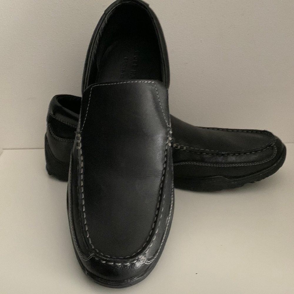 Cole Haan Tucker Venetian loafer.9 1/2 M